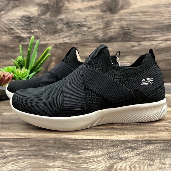 NIB Skechers 8W WIDE FIT Bobs Sport Bob Squad 2 Slip On Sneaker Black - Picture 4 of 12
